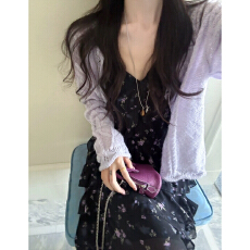 批发2026年早春季一整套韩系穿搭防晒开衫法式碎花吊带<b class='q'>连衣裙</b>两件套装