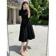 批发法式赫本风黑色衬衫连衣裙女夏季2026新款高级感气质收腰显瘦长裙