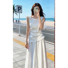 批发白色无袖上衣半身裙套装<b class='q'>连衣裙</b>子<b class='q'>女</b>夏季2026新款法式巨好看一整套