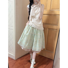 批发2026新款无袖背心上衣碎花半身<b class='q'>连衣裙</b>子<b class='q'>女</b>夏季巨好看穿搭套装短裙