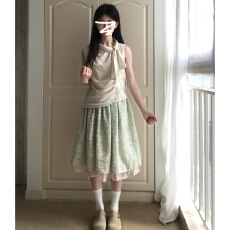 批发2026新款无袖背心上衣碎花半身<b class='q'>连衣裙</b>子<b class='q'>女</b>夏季巨好看穿搭套装短裙