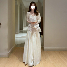批发2026新款韩系松弛感穿搭一整套女夏季吊带<b class='q'>上衣</b>休闲阔腿<b class='q'>裤</b>子三件套