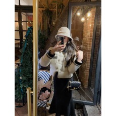 批发鱼兔子的兔子小香风羽绒外套女2025年新款秋冬宽松面包服羽绒大衣