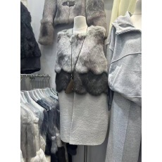 批发2025韩国东大门代购秋季新品女装圆领<b class='q'>甜美</b>撞色花边毛茸茸百搭马甲