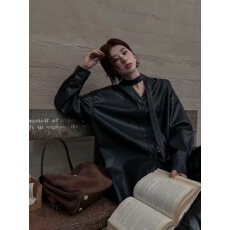 批发黑色加绒皮衣衬衫女高级感轻奢减龄洋气2025新款设计感小众上衣<b class='q'>冬</b>