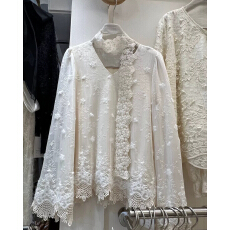 批发十三行2025冬装<b class='q'>新款</b>法式优雅浪漫v领蕾丝衫女飘带宽松泡泡袖<b class='q'>衬衣</b>