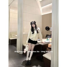 批发宋秀妍 SENIORS韩女千金小香风蝴蝶结<b class='q'>针织衫</b>衫设计感烫钻毛衣<b class='q'>开衫</b>