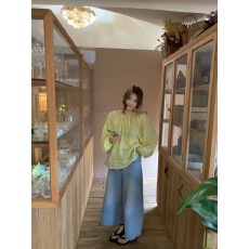 批发韩系氛围感后背镂空碎花小衫女2026春新款圆领气质<b class='q'>宽松</b>显瘦<b class='q'>衬衫</b>