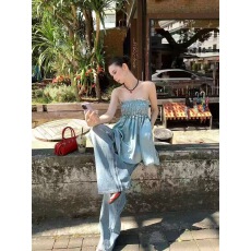 批发label方 褶皱设计感小众抹胸<b class='q'>连衣裙</b>女夏季木耳边百搭气质短款裙子