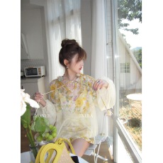 批发ZONEE/LEA宋亦雯 梦中的花园 黑标系列私<b class='q'>服</b>法式花朵上衣