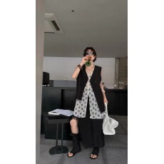批发2026春夏新款法式无袖背心马甲女薄款设计感小众不规则坎肩上衣