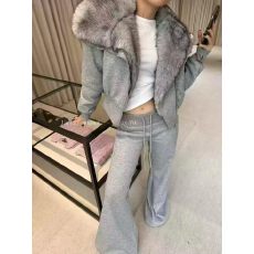 批发美式大毛领卫衣<b class='q'>套装</b>女2026年冬季翻领毛绒内胆外套微喇长裤两件套