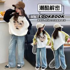 批发女童<b class='q'>秋</b>装卫衣打底衫2026新款儿童中大童洋气时髦春<b class='q'>秋</b>上衣长袖t恤