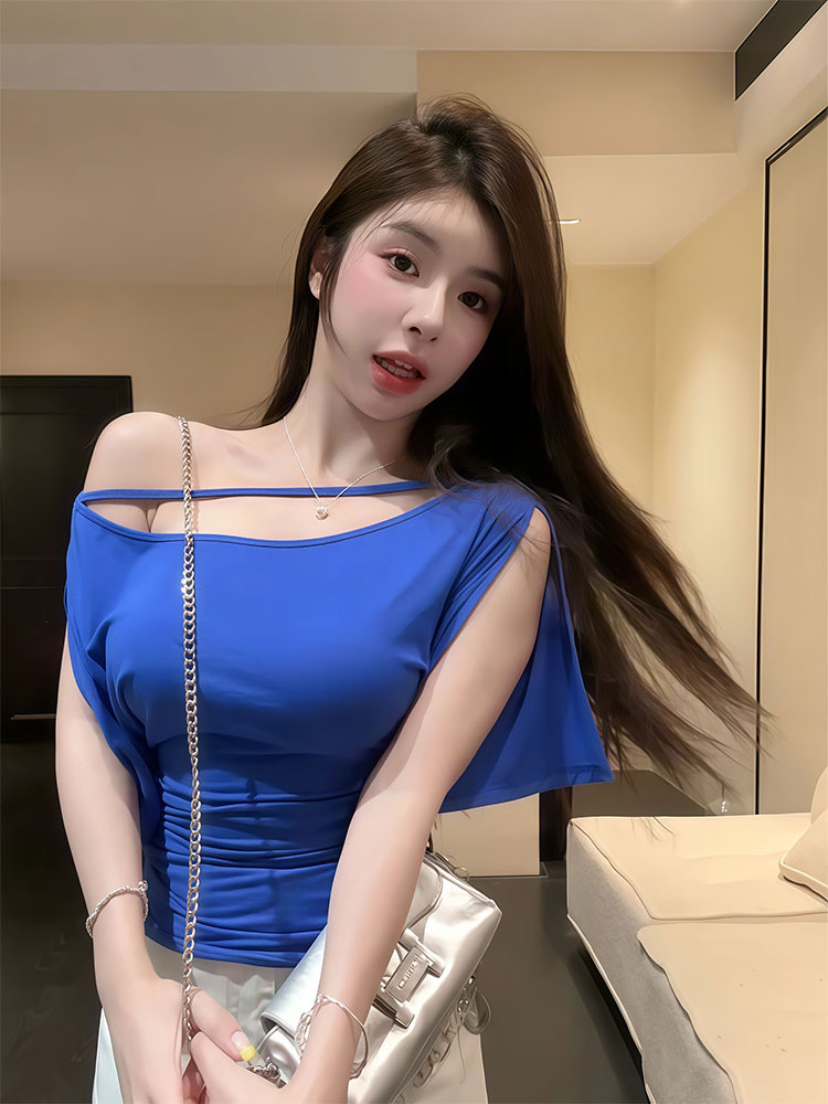 FA34640# 纯欲性感斜肩喇叭袖T恤女夏季新款小众设计感修身显瘦辣妹短上衣 服裝批發女裝批發服飾貨源