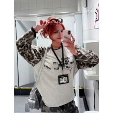 批发美式复古豹纹撞色插肩袖长袖T恤女春秋季宽松<b class='q'>街头</b>风休闲百搭上衣