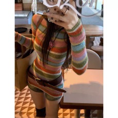 批发Tongiiuu○彩虹糖豆 撞色条纹毛衣针织衫<b class='q'>上衣</b>女<b class='q'>牛仔</b>包臀短裤套装