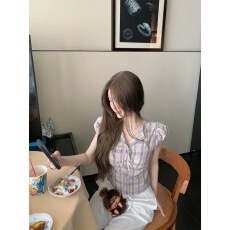 批发sasaouni学院格纹 韩版显瘦收腰格子v领衬衫女小众设计感上衣小衫