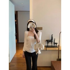 批发e go studio 蕾丝抹胸+中袖<b class='q'>开衫</b>冰感软糯纸片人显瘦纯欲两件套女