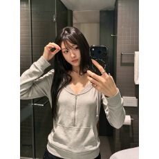 批发美式复古bm风假两件<b class='q'>蕾丝</b>拼接连帽卫衣女秋季2026新款修身长袖上衣