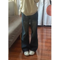 批发小个子复古水洗微喇叭<b class='q'>牛仔</b>裤女直筒宽松显瘦马蹄拖地长裤