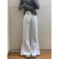 批发小个子<b class='q'>白</b>色微喇牛仔裤女新款高腰阔腿宽松显瘦直筒喇叭<b class='q'>裤子</b>