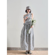 批发雏菊夏日 斜肩一字肩扭结不对称刺绣格子廓形感<b class='q'>连衣裙</b>