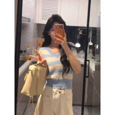 批发韩版V领<b class='q'>条纹</b>短袖针织衫女2026夏季新款高级感显瘦百搭<b class='q'>打底衫</b>上衣