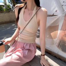 纯欲辣妹V领挂脖针织吊带背心女夏季2026新款外穿修身露背小上衣