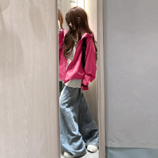 批发玫红色冲锋衣外套女登山服2025新款<b class='q'>夏季</b>防晒衣美式秋<b class='q'>户外</b>运动穿搭