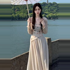 批发2025新款夏季新中式不规则绿色吊带连衣裙子女禅意国风长裙<b class='q'>套装</b>秋