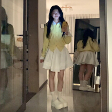 批发小个子香风miu系公主<b class='q'>蓬蓬</b>a字连衣裙子女秋冬季2025新款高级感套装