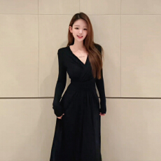 批发2025早秋新款御姐风v领长袖<b class='q'>连衣裙</b>子女秋冬季<b class='q'>气质</b>收腰绑带a字长裙
