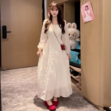 批发韩系高级感白色长袖连衣裙子女2025早秋季新款小个子穿搭套装长裙