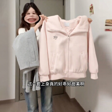 批发粉色连帽外套女秋季2025新款今年流行爆款绝美巨好看短款棒球服厚