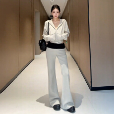 批发2025新款韩系撞色连帽卫衣套装女秋冬季小个子黑色<b class='q'>休闲</b><b class='q'>运动</b>两件套