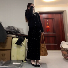 批发财阀千金黑色毛衣针织<b class='q'>连衣裙</b>女秋冬季2025新款<b class='q'>小香风</b>穿搭套装长裙