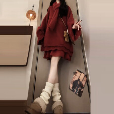 批发韩式气质高级感独特绝美红色过新年穿搭针织毛衣套装连衣裙短裙子
