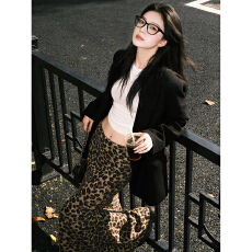 批发2026新款<b class='q'>包臀</b>连衣裙子女秋冬季韩系御姐辣妹穿搭西装豹纹<b class='q'>长裙</b>套装