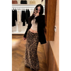 批发2026新款<b class='q'>包臀</b>连衣裙子女秋冬季韩系御姐辣妹穿搭西装豹纹<b class='q'>长裙</b>套装