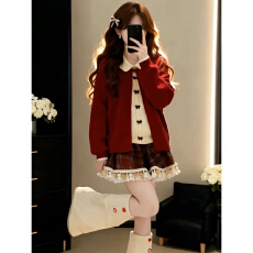 批发新年过年穿搭娃娃领假两件女冬毛衣<b class='q'>针织</b>开衫格纹裙学院风两件<b class='q'>套装</b>