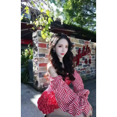 批发红色辣妹条纹格子一字肩长袖T恤女春季2026新款收腰显瘦抹胸上衣