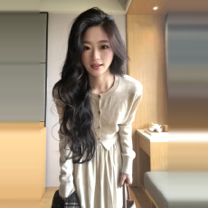 批发法式温柔风针织<b class='q'>连衣裙</b>子女装2026秋冬季新款小个子穿搭一整套长裙