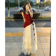 批发2026新款泰式绝美红色挂脖吊带背心女夏季辣妹修身荷叶边<b class='q'>无袖</b><b class='q'>上衣</b>