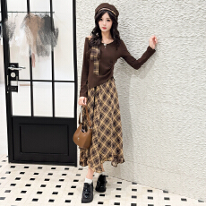 批发韩系巨好看穿搭一整套早春2026新款蓝色长袖连衣裙女格纹长裙<b class='q'>套装</b>