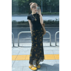 批发粉色上衣波点<b class='q'>半身裙</b>子女初夏季2026<b class='q'>新款</b>早春季绝美漂亮穿搭一整套