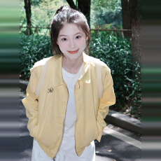 批发黄色翻领棒球服外套女秋冬季2026新款早春韩系巨好看短款<b class='q'>夹克</b>上衣