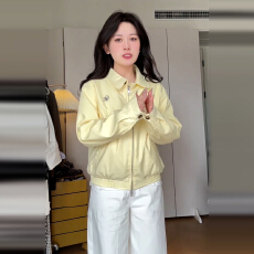 批发黄色翻领棒球服外套女秋冬季2026新款早春韩系巨好看短款<b class='q'>夹克</b>上衣