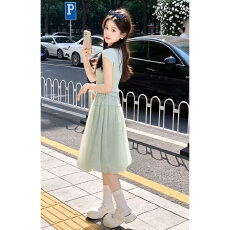 批发初夏独特绝美小套装小个子穿搭松弛感蓝色上衣波点<b class='q'>半身裙</b>两件套女