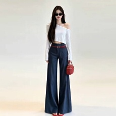 批发极简风高级感大方得体女装斜肩上衣显瘦微喇<b class='q'>裤子</b>轻奢小众两件套装