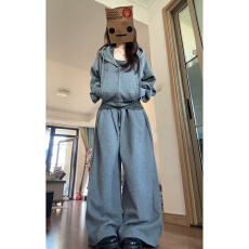 批发小众炸街高级感女装穿搭2026早秋季新款时髦洋气卫衣阔腿<b class='q'>裤子</b>套装